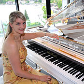Pianistin Christine Riegler